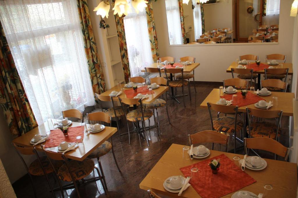 Pension Becker Rothenburg ob der Tauber Exterior foto